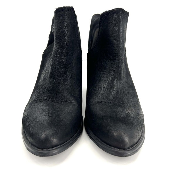 Steve Madden Women’s Black Distressed Leather Ankle Booties Size 6 - Picture 2 of 11